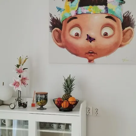 Noe And Joey Lejlighed *